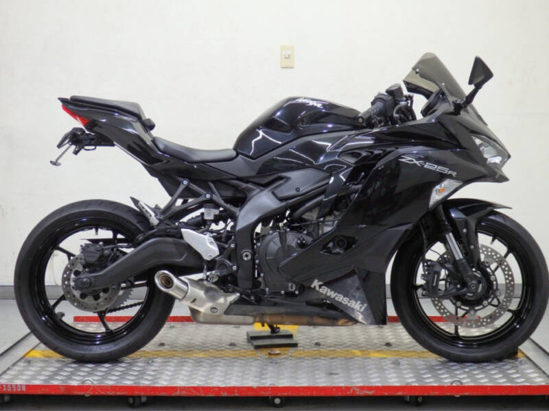Kawasaki NINJA ZX-25R