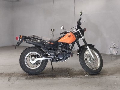 Yamaha TW200
