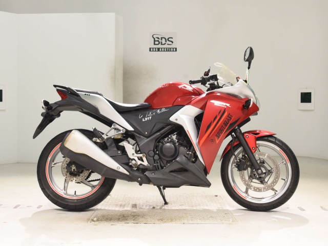 Honda CBR250R