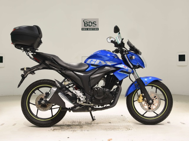 Suzuki GIXXER150
