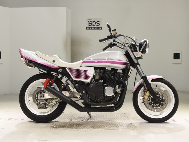 Yamaha XJR400