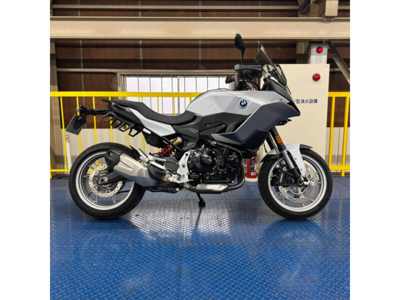 BMW F900R