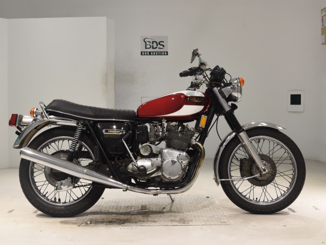 Triumph T160 TRIDENT
