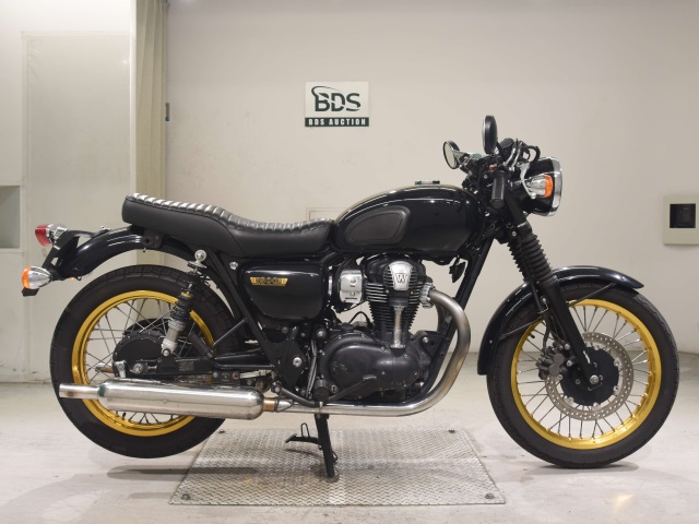 Kawasaki W800