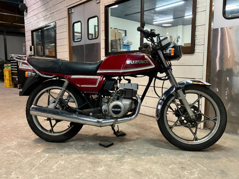 Suzuki RG125