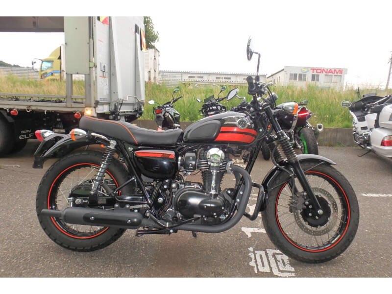 Kawasaki W800