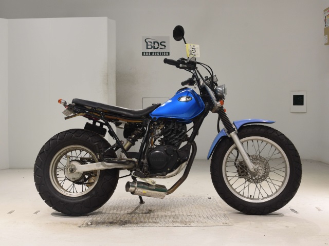 Yamaha TW200E