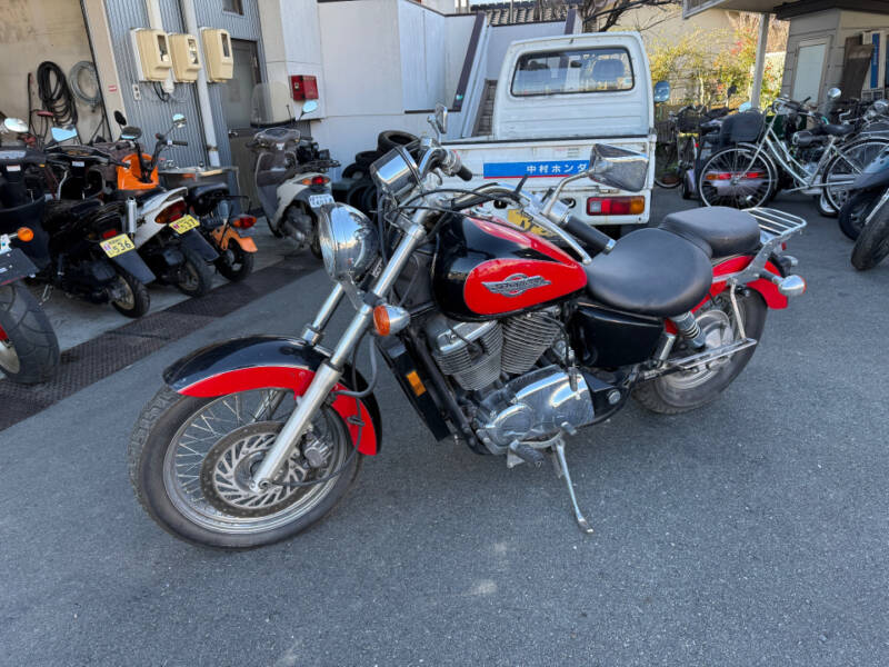 Honda SHADOW750