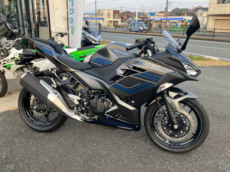 Kawasaki NINJA400A