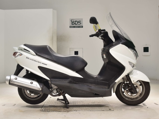 Suzuki BURGMAN200