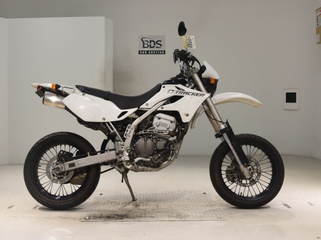 Kawasaki D-TRACKER250