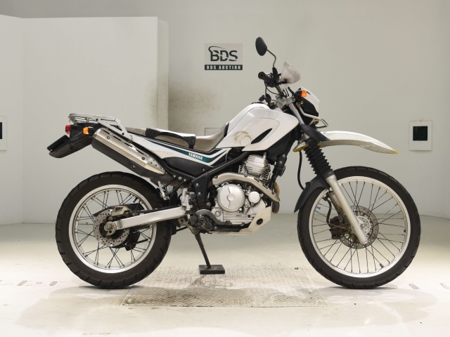 Yamaha SEROW XT250
