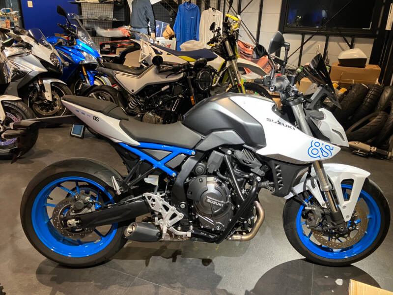 Suzuki GSX-8S