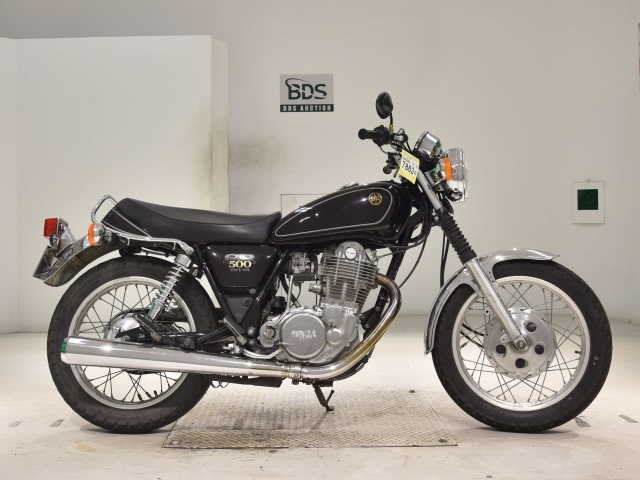 Yamaha SR500