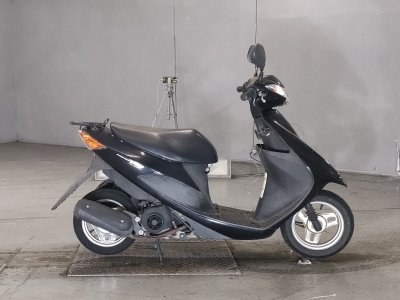Suzuki ADDRESS V50