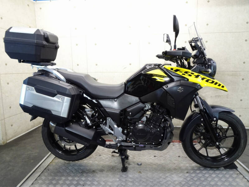 Suzuki V-STROM DL250