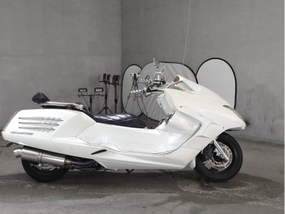 Yamaha MAGZAM