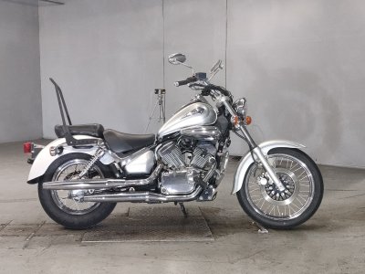 Suzuki INTRUDER 250LC
