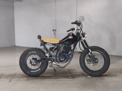 Yamaha TW200