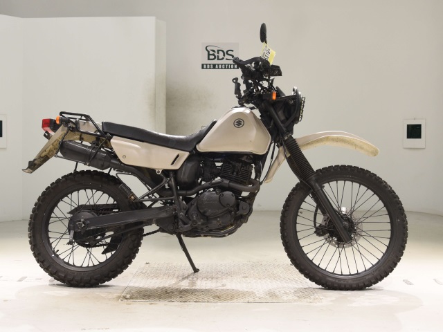 Suzuki DJEBEL200