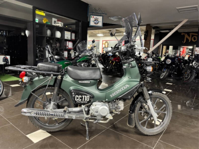 Honda CC110 CROSSCUB