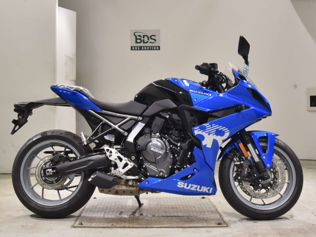 Suzuki GSX-8R