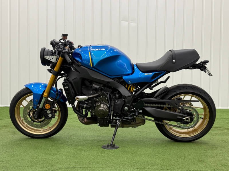 Yamaha XSR900