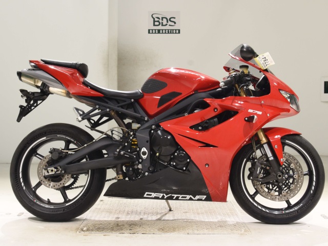 Triumph DAYTONA 675