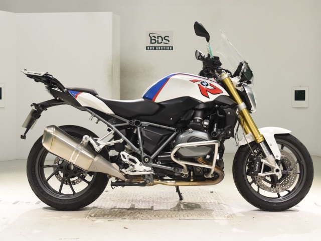 BMW R1200R