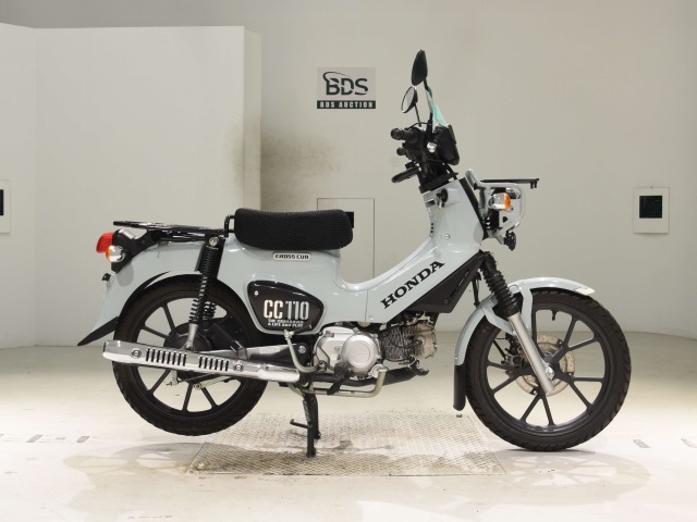 Honda CROSS CUB 110-3