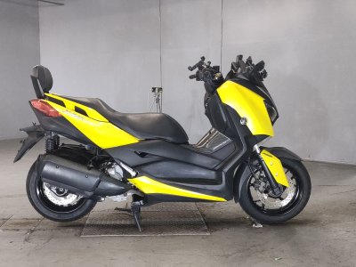 Yamaha X-MAX250
