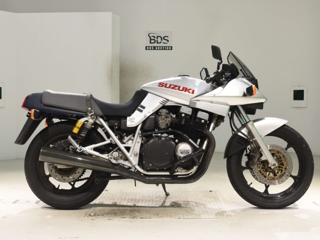 Suzuki GSX1100S KATANA