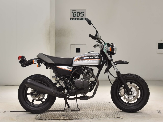 Honda APE50