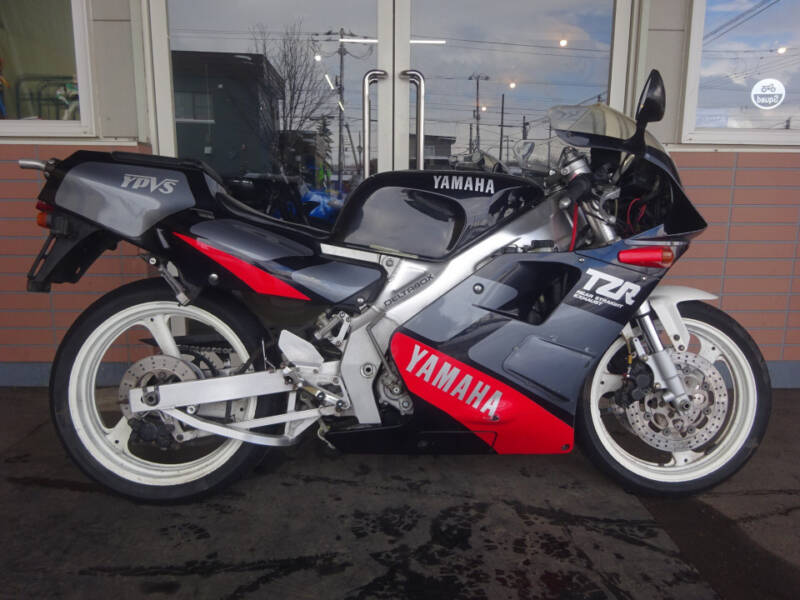 Yamaha TZR250