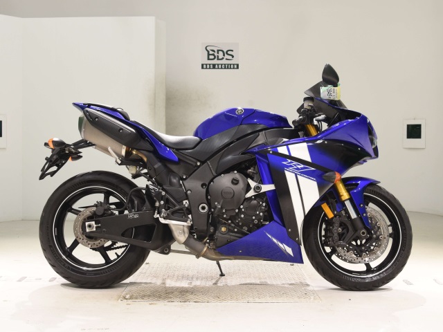Yamaha YZF-R1