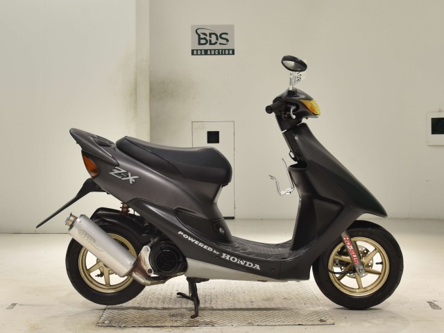 Honda DIO ZX-2