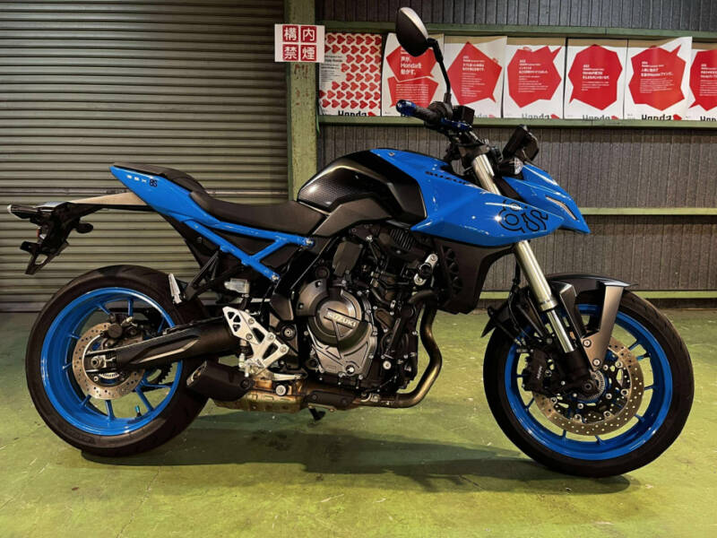Suzuki GSX-8S
