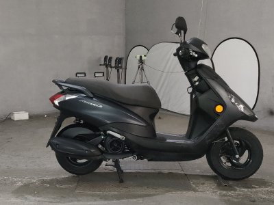 Yamaha AXIS Z