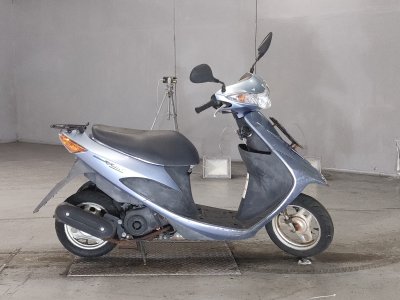 Suzuki ADDRESS V50