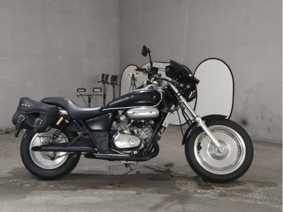 Honda MAGNA250