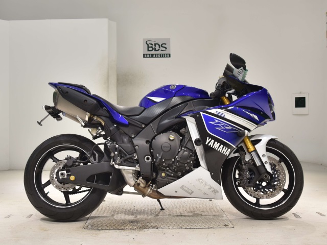Yamaha YZF-R1