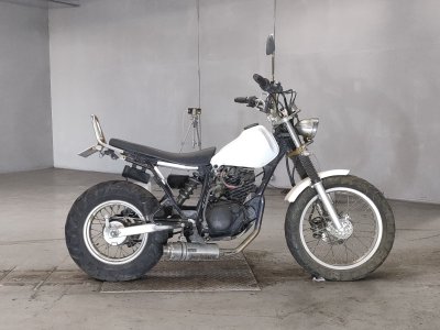 Yamaha TW200