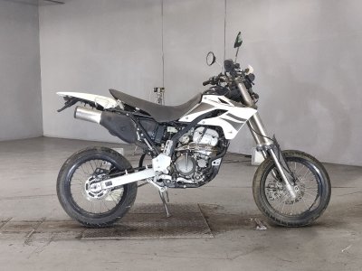 Kawasaki D TRACKER