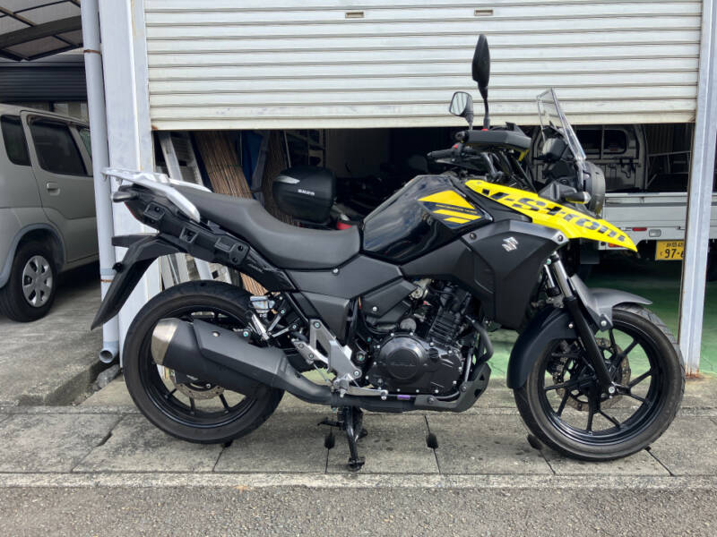 Suzuki GSR250