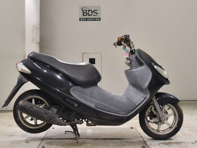 Suzuki ADDRESS V110