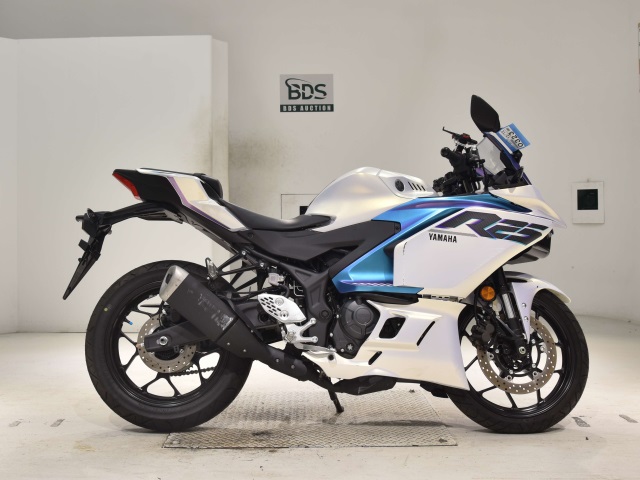 Yamaha YZF-R25A