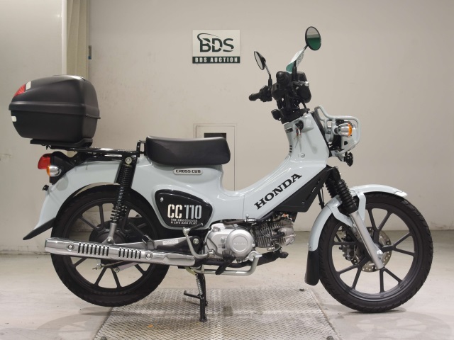 Honda CROSS CUB 110-3