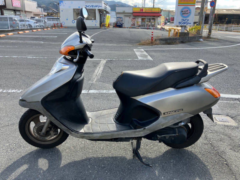 Honda SPACY100
