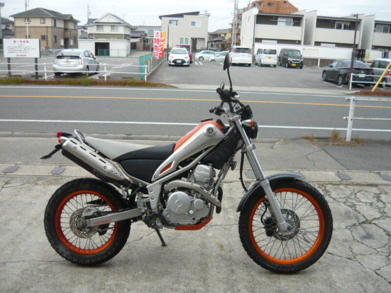 Yamaha TRICKER