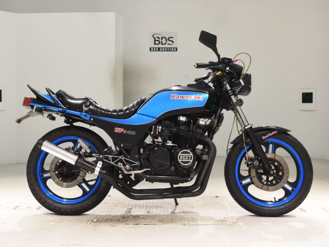 Kawasaki GPZ400